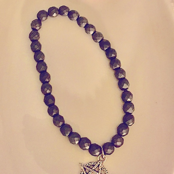 Qty. 2 bracelets Hematite star charm, pentagram, wire wrap & faceted stretch - Picture 3 of 3